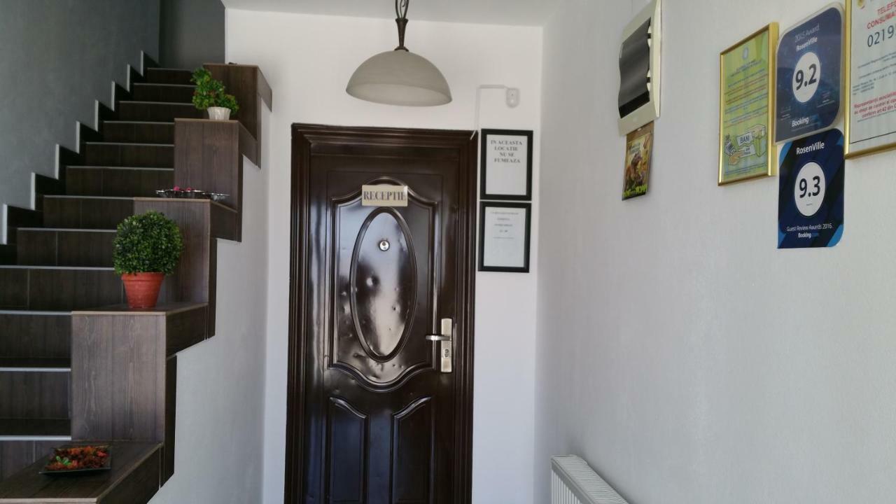 Rosenville Rîşnov Екстериор снимка